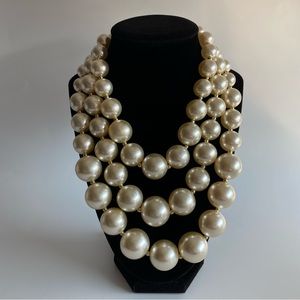 Vintage chunky oversized layered faux pearl necklace